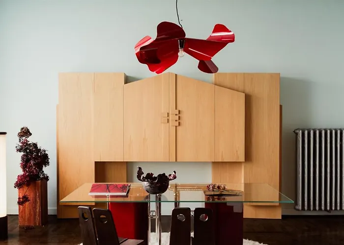 Teatralny Artistic By Bookinghost