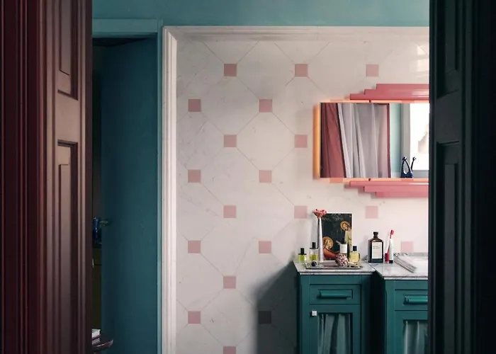 Teatralny Artistic By Bookinghost